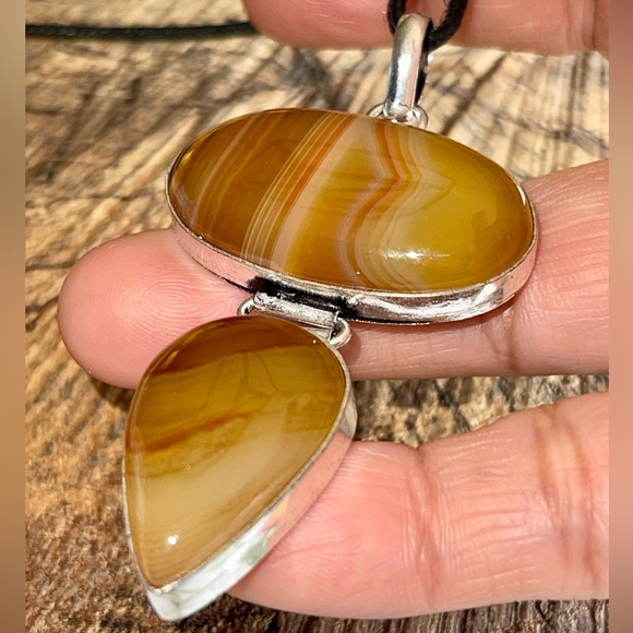 Rustic Color Sardonyx Agate Pendant 2 7/8” - Picture 10 of 15